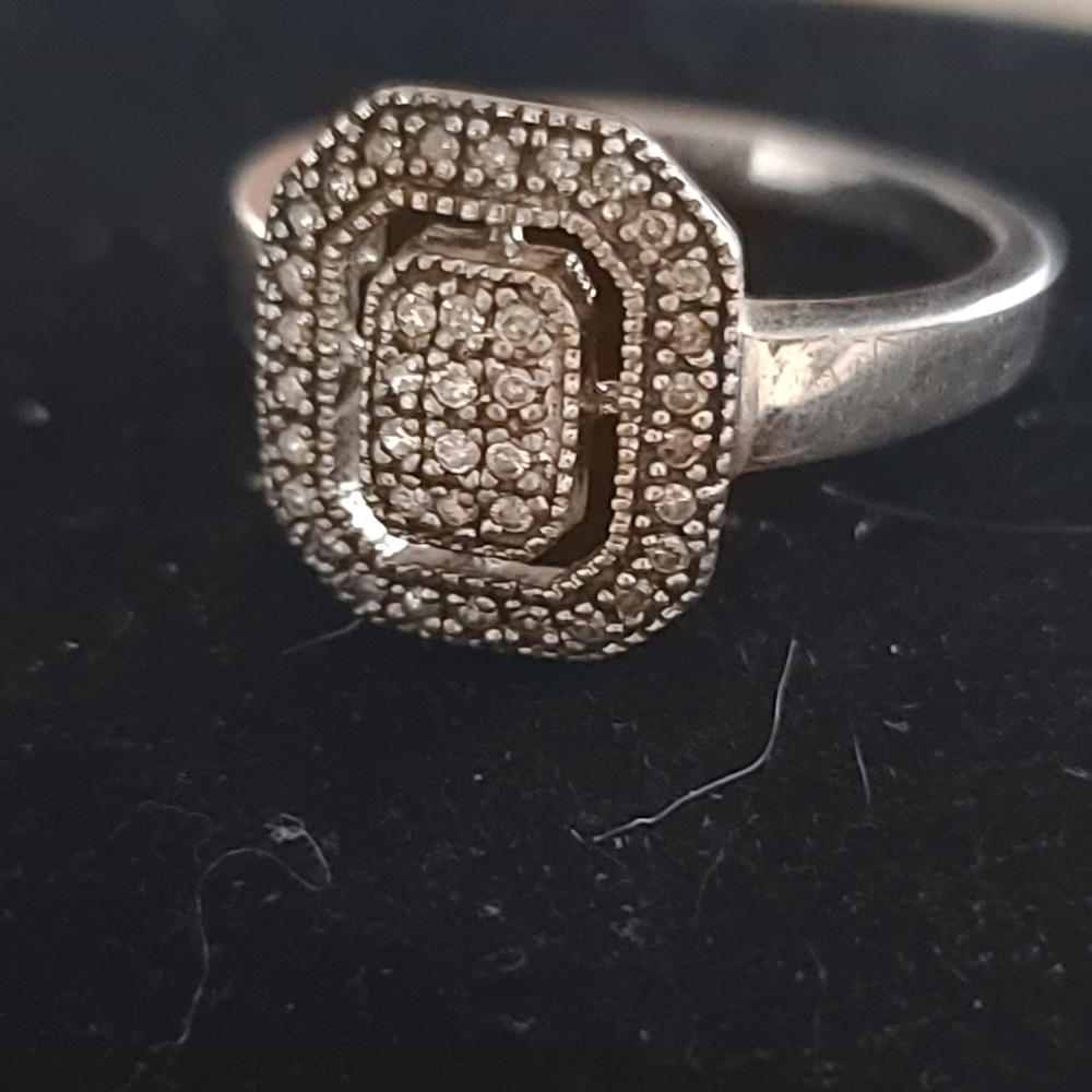 Diamond Ring - Picture 6 of 10
